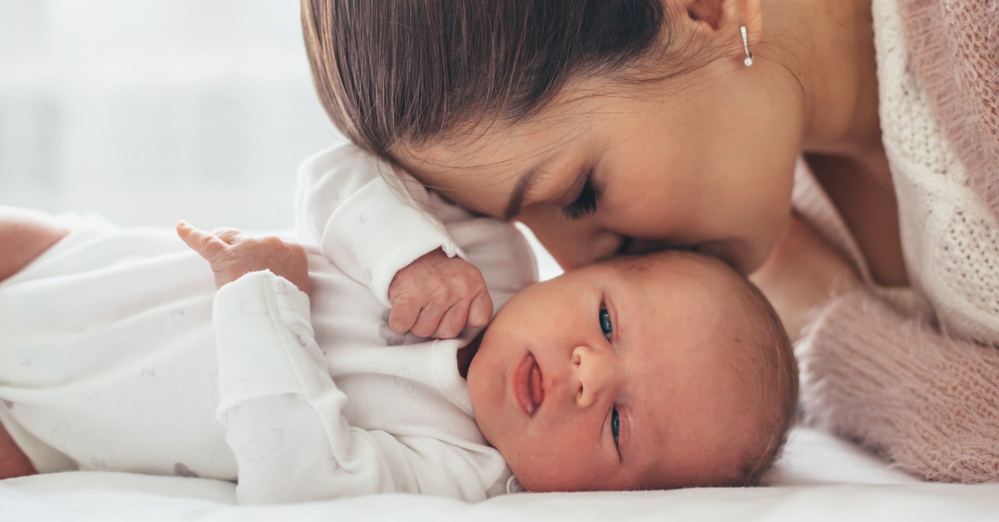 Baby Bonding: Verwöhne dein Baby und fördere so sein Urvertrauen