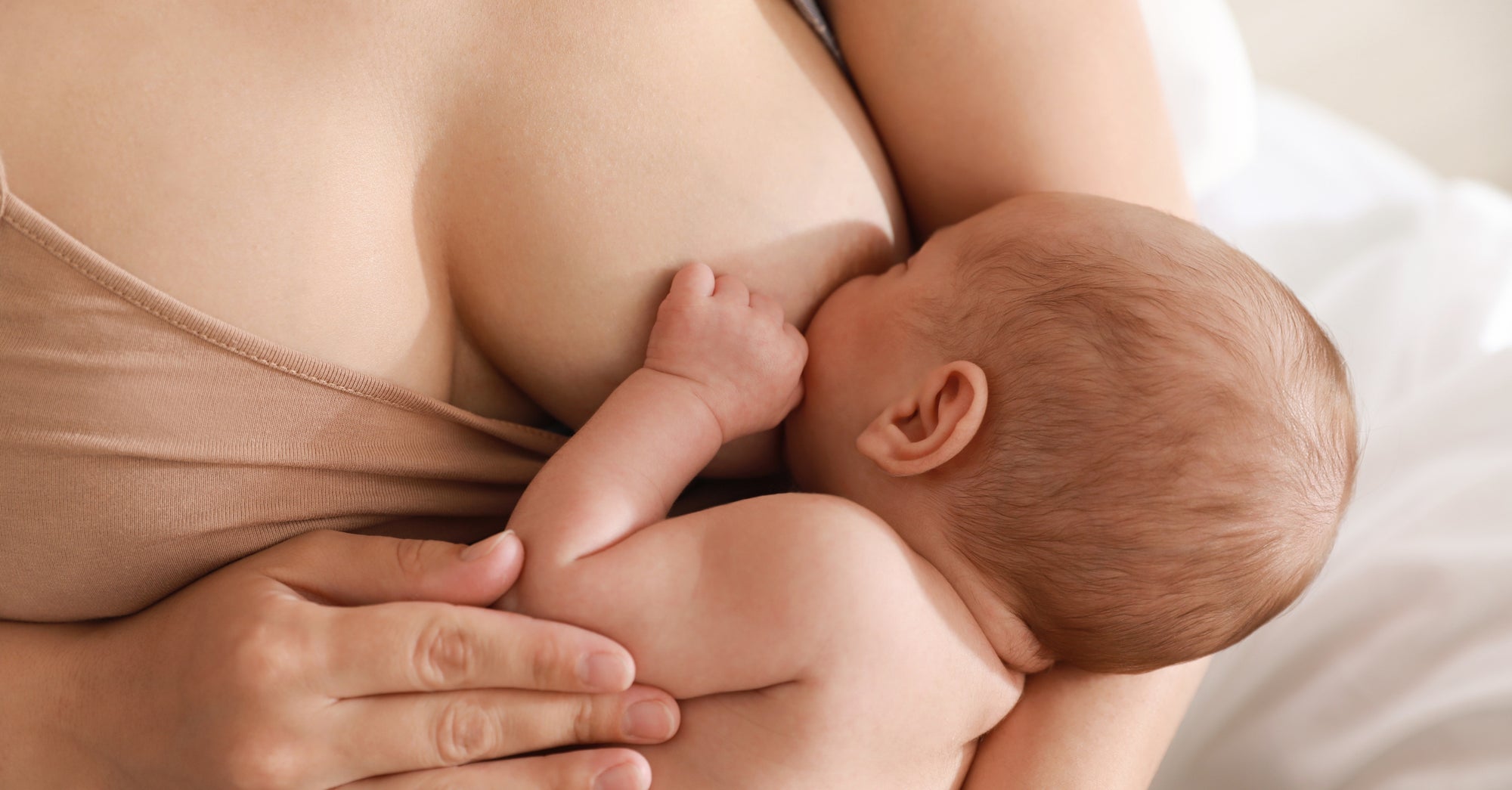 Wunde Brustwarzen - Ursachen & Tipps