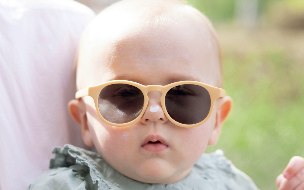 Kinderkrankheiten: Sonnenbrand & Hitzschlag